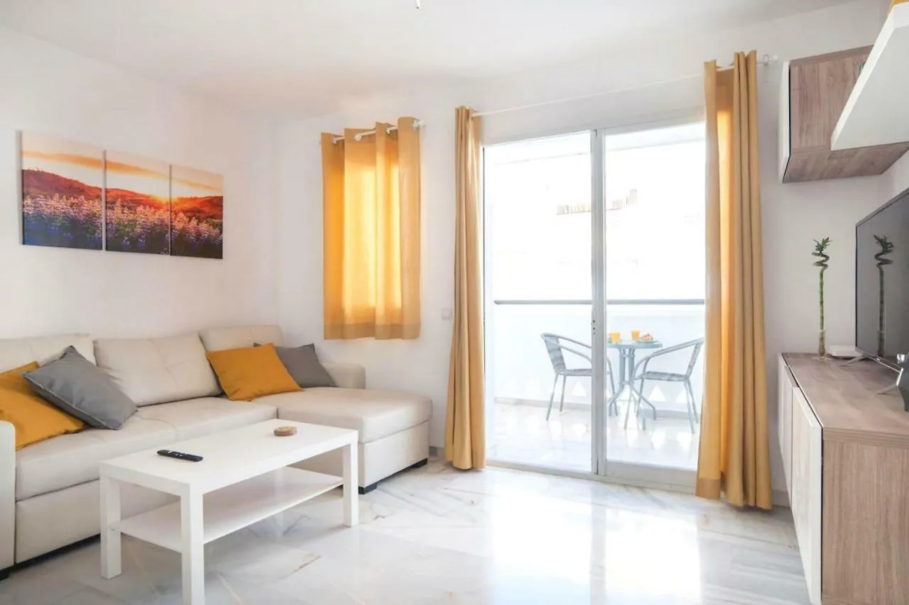 Happy Nest Apartment Benalmadena